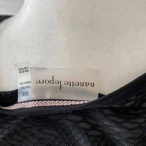 Nanette Lepore Tunic Key Hole Tank Top Black Pink Side Slit Workout Exercises M - Picture 5 of 10